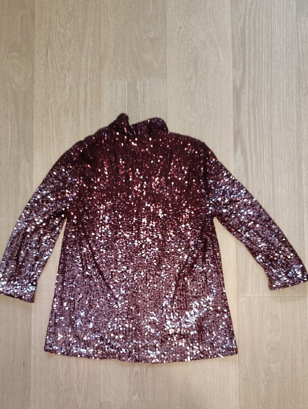 Cable & Gauge Burgundy Sequin Blazer - Picture 5 of 5
